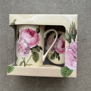 Kent Pottery mug set NWT flower design